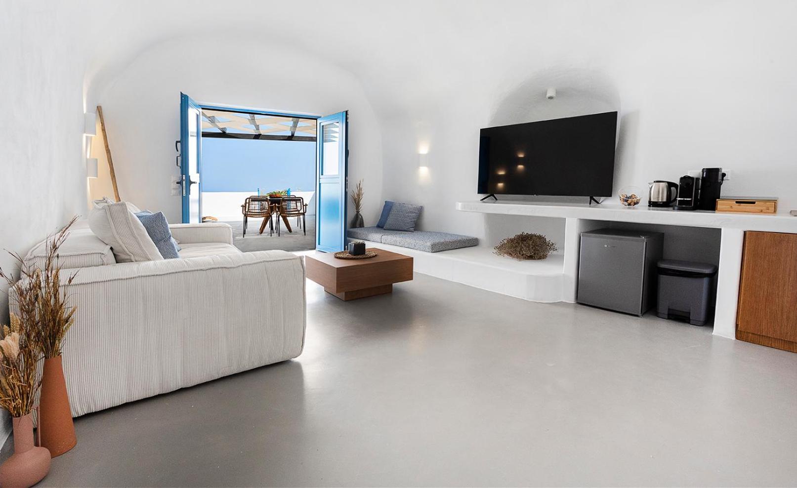 Rafael' S Mediteranian Cave Suites Фиростефани Экстерьер фото